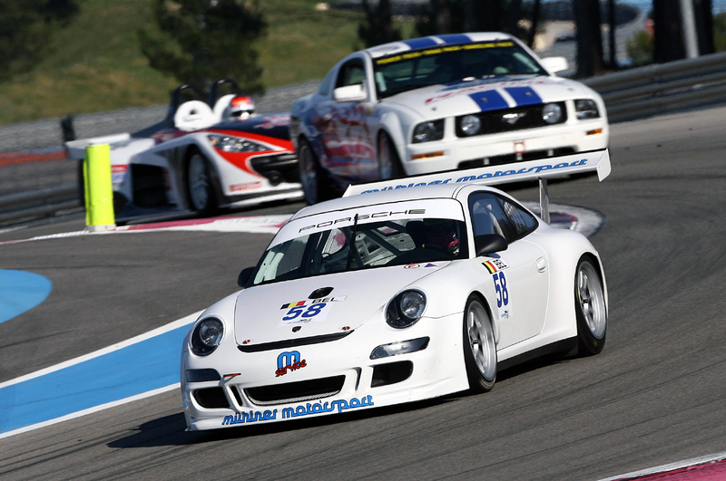 Illustration for article titled 2009 FIA GT Racers Trot Out For Spring Testing In France